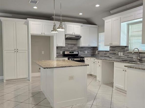 14001  Cimarron Drive , Balch Springs Texas 75180