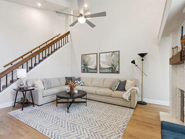 17490  Meandering Way  2503, Dallas Texas 75252