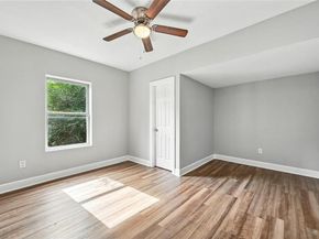 1917  Avenue B  , Fort Worth Texas 76104