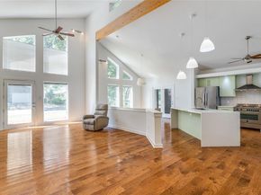 8702  San Fernando Way , Dallas Texas 75218