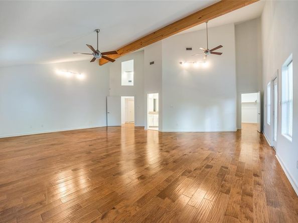 8702  San Fernando Way , Dallas Texas 75218