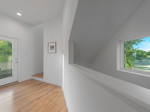 4608  Coles Manor Place  202, Dallas Texas 75204