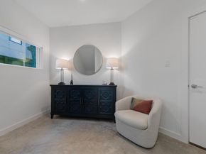 4608  Coles Manor Place  202, Dallas Texas 75204