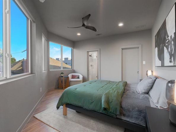 4608  Coles Manor Place  202, Dallas Texas 75204