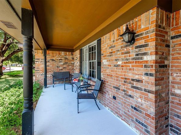 5013  South Drive , Fort Worth Texas 76132