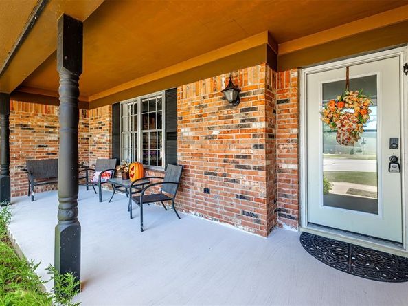 5013  South Drive , Fort Worth Texas 76132