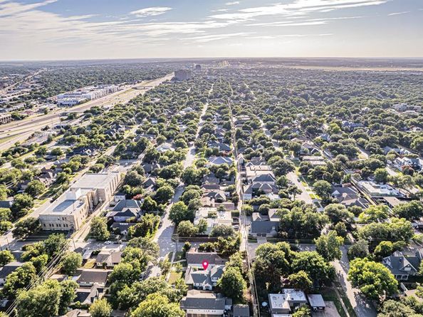5332  El Campo Avenue , Fort Worth Texas 76107