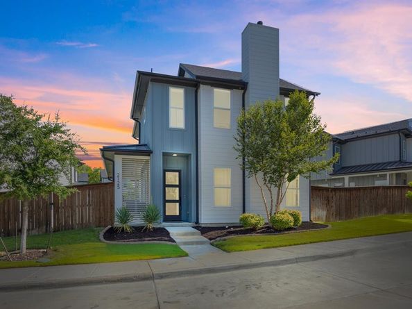 2125  Bird Street , Fort Worth Texas 76111