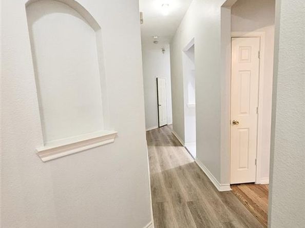 1412  Meadow Drive , Irving Texas 75063