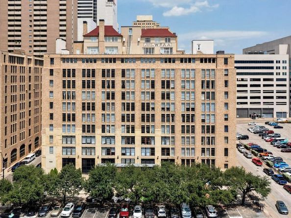 1122  Jackson Street  209, Dallas Texas 75202