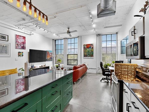 1122  Jackson Street  209, Dallas Texas 75202