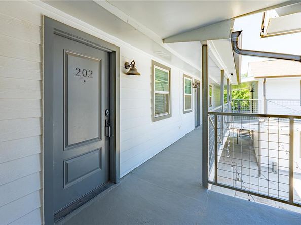 4633  Fairmount Street  202, Dallas Texas 75219