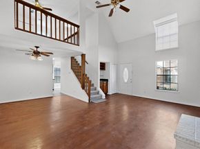 100  Shinoak Valley , Irving Texas 75063