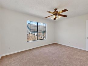 100  Shinoak Valley , Irving Texas 75063