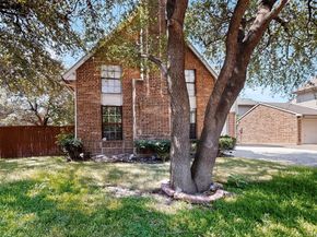 100  Shinoak Valley , Irving Texas 75063