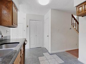100  Shinoak Valley , Irving Texas 75063