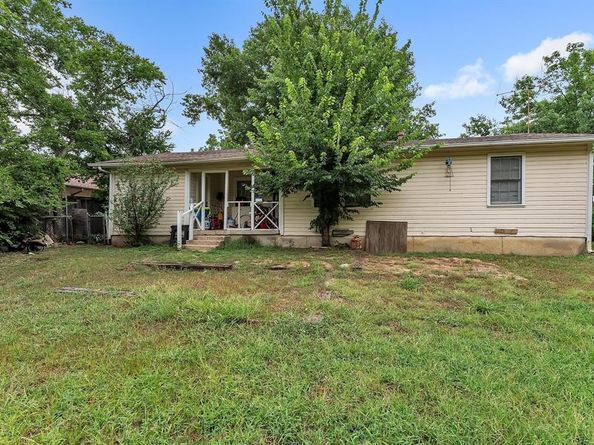 6762  Church Street , Fort Worth Texas 76112