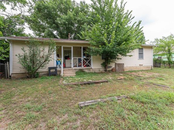 6762  Church Street , Fort Worth Texas 76112