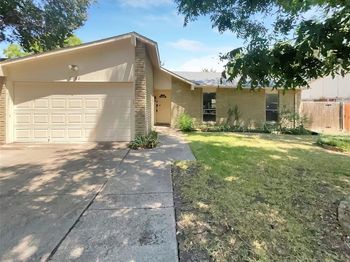 6102  Lakecrest Drive 