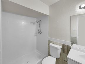 6102  Lakecrest Drive , Garland Texas 75043