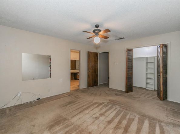 1713  Venetian Circle , Arlington Texas 76013