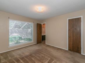 1713  Venetian Circle , Arlington Texas 76013