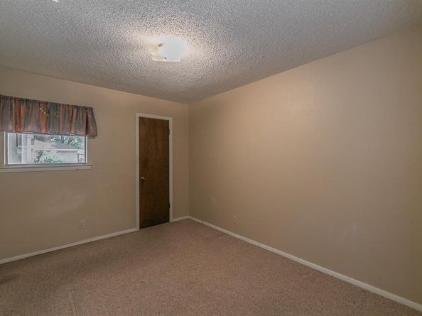 1713  Venetian Circle , Arlington Texas 76013