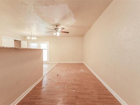 3817  Longmeadow Way , Fort Worth Texas 76133