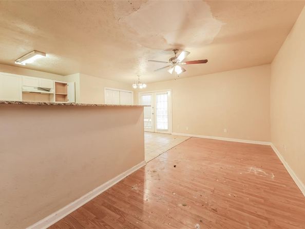 3817  Longmeadow Way , Fort Worth Texas 76133