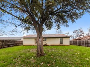 3817  Longmeadow Way , Fort Worth Texas 76133