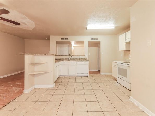 3817  Longmeadow Way , Fort Worth Texas 76133