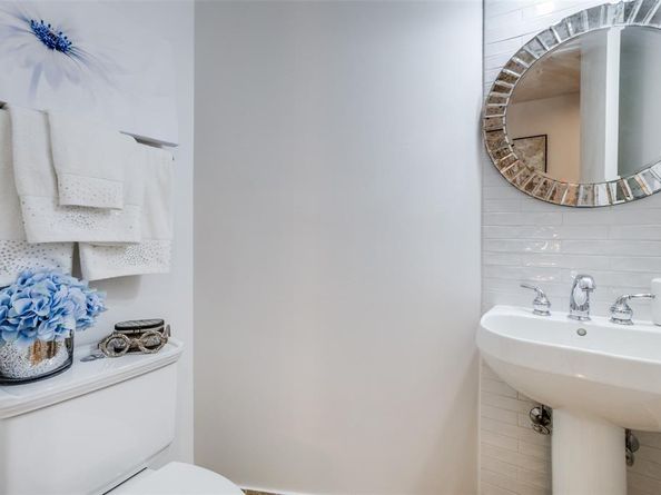 1505  Elm Street  501, Dallas Texas 75201