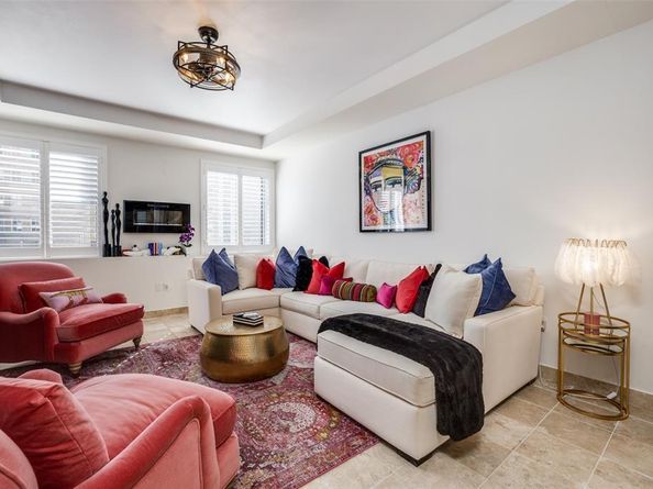 1505  Elm Street  501, Dallas Texas 75201
