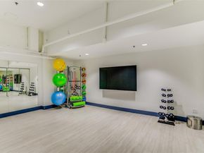 1505  Elm Street  501, Dallas Texas 75201