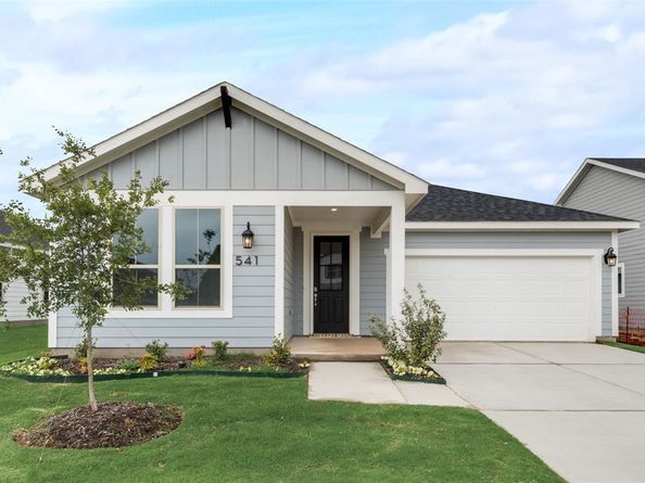 541  Marcus Lane , Crowley Texas 76036