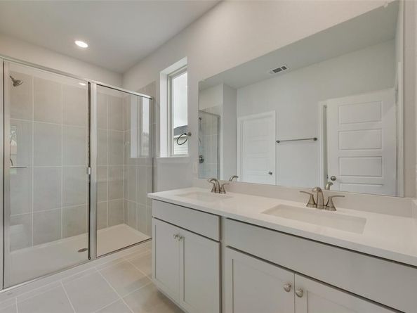 541  Marcus Lane , Crowley Texas 76036