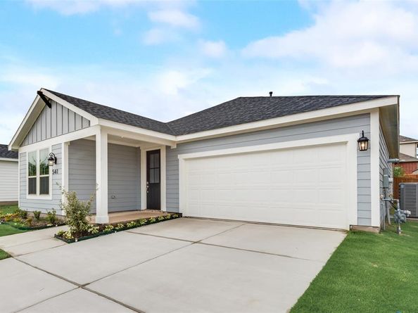 541  Marcus Lane , Crowley Texas 76036