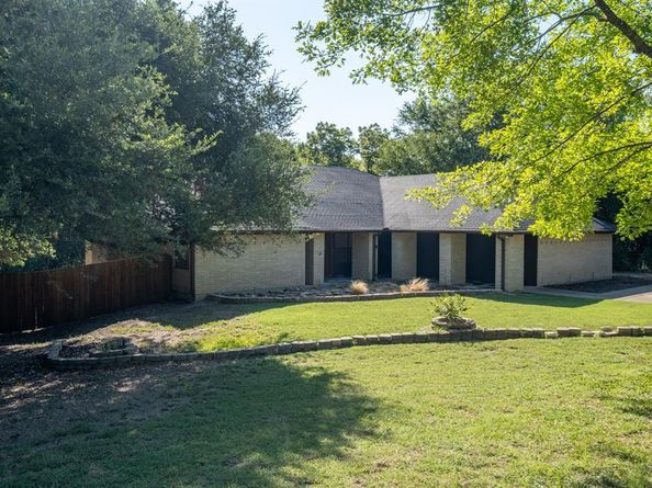 224  Pack Saddle Trail , Fort Worth Texas 76108