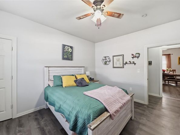 1328  Elmwood Avenue , Fort Worth Texas 76104