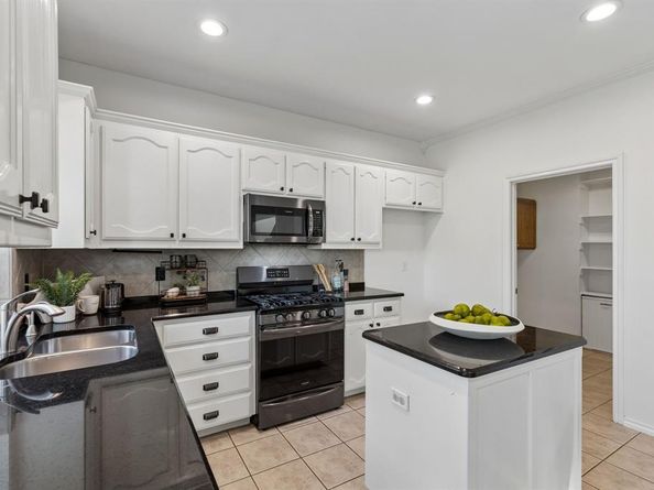 3737  Brandywine Lane , Fort Worth Texas 76244