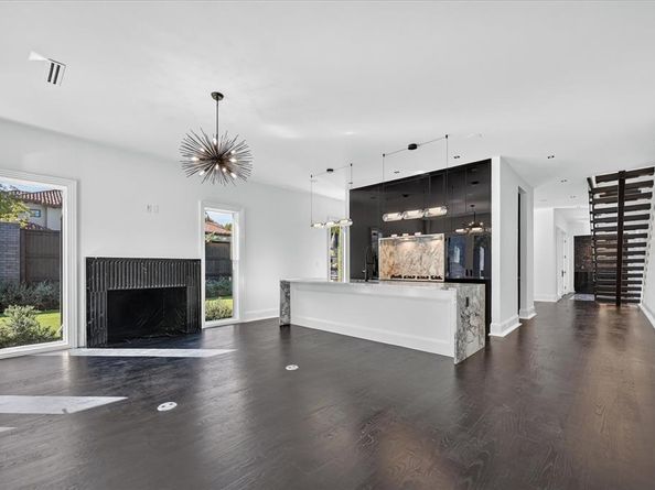 6404  Lakehurst Avenue , Dallas Texas 75230