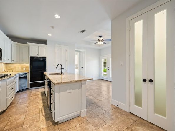 2400  Legend Drive , Heath Texas 75032