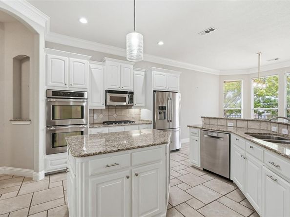 6512  Klamath Road , Fort Worth Texas 76116