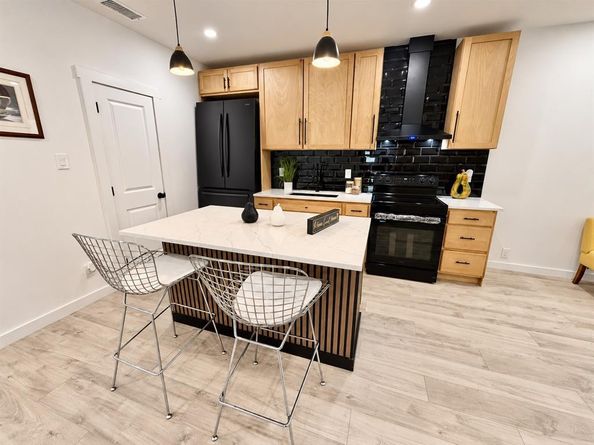 5231  Beeman Avenue , Dallas Texas 75223