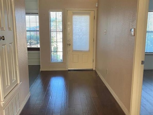 1519  Mission Ridge Trail , Carrollton Texas 75007