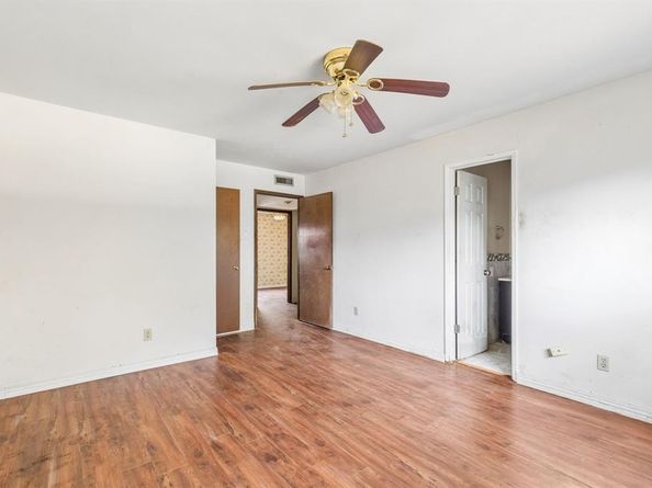 2217  Lockwood Drive , Carrollton Texas 75007