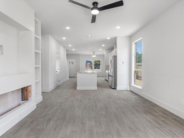 5224  Anderson Street , Fort Worth Texas 76105
