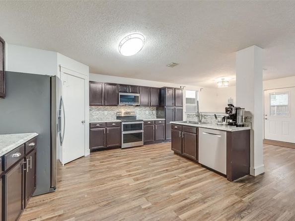 1620  Rialto Way , Fort Worth Texas 76247
