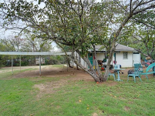 1000  Southeast Parkway , Azle Texas 76020