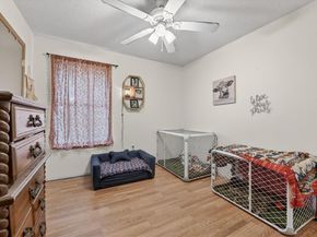 724  Oak Park Drive , Azle Texas 76020